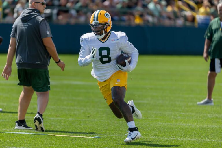 Josh Jacobs des Packers est inscrit sur la liste d'exemption du commissaire alors qu'il fait face à des accusations de délit