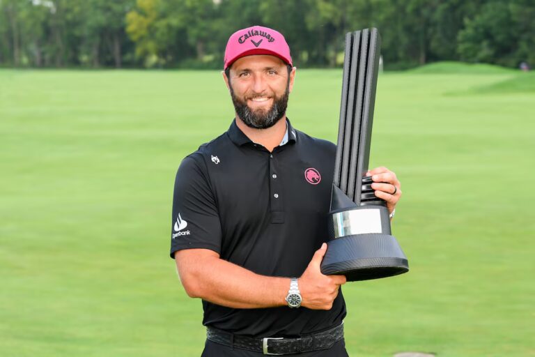 LIV Golf dépose une demande de mise en faillite alors qu'elle tente de survivre dans une version plus petite