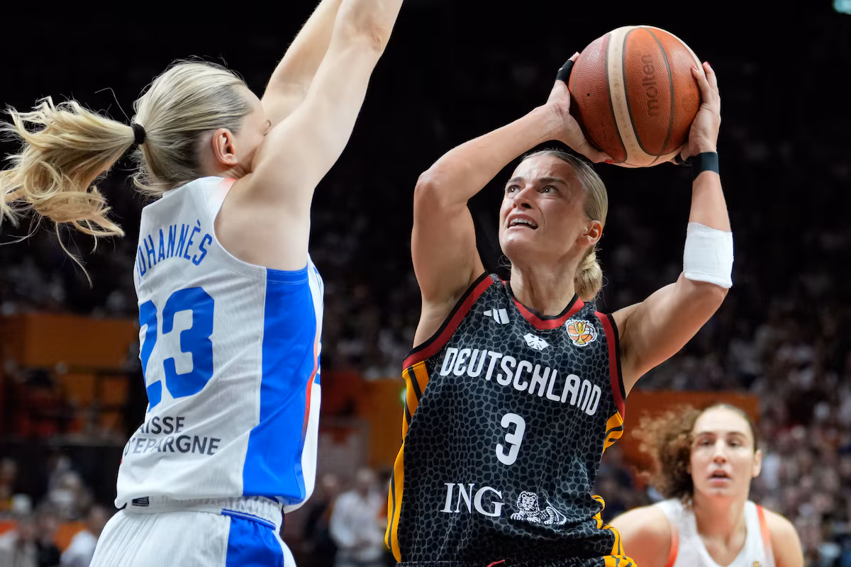 La France bat l'Allemagne 86-64 et atteint la finale de la Coupe du Monde FIBA ​​féminine contre les États-Unis.