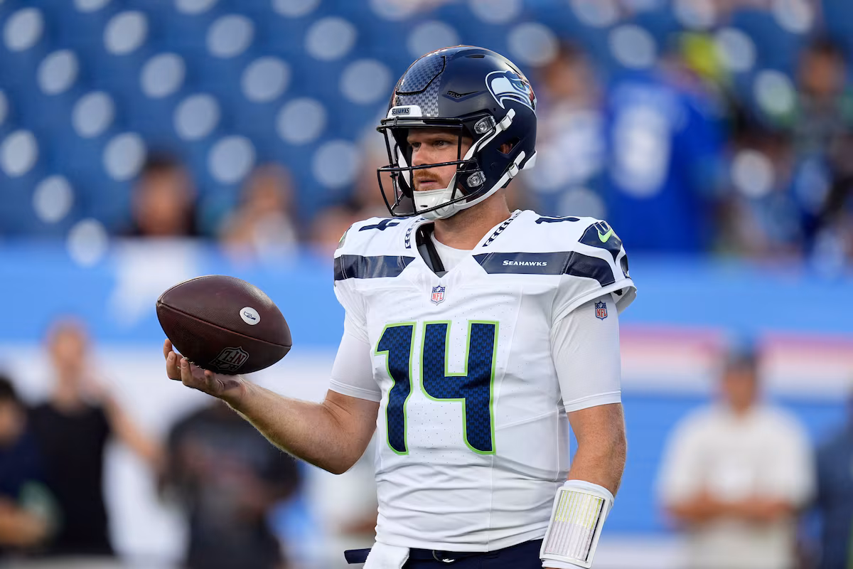 Le plus grand obstacle de Seattle à la répétition commence dans une NFC West difficile avec les Rams empilés