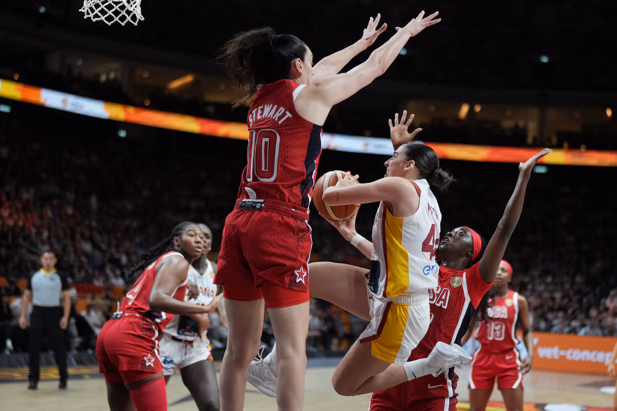 Les Américaines battent l'Espagne 76-66 et se qualifient pour la finale de la Coupe du Monde FIBA ​​contre la France.