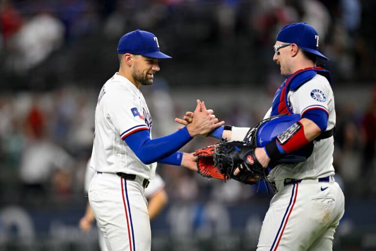 Les Rangers sont à égalité en tête de l'AL West avec une victoire 7-3 contre les Red Sox