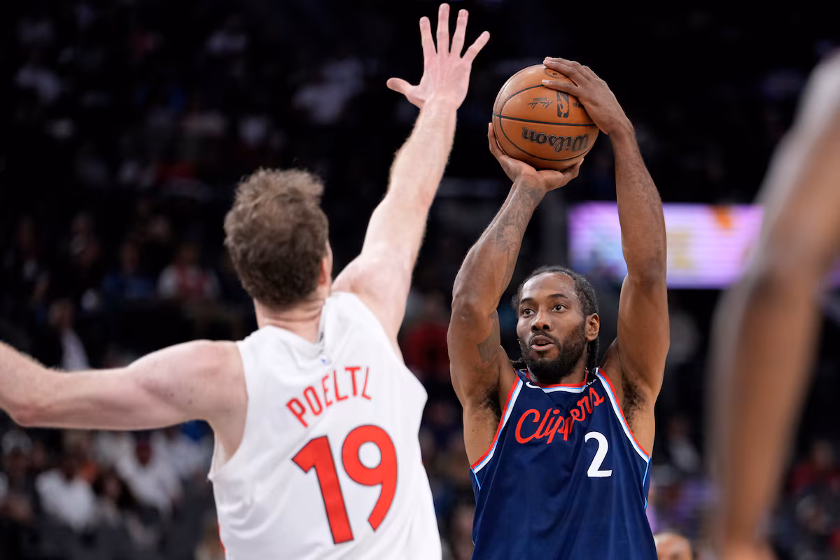 Les Raptors et les Clippers acceptent de conclure un échange pour renvoyer Kawhi Leonard à Toronto, selon des rapports