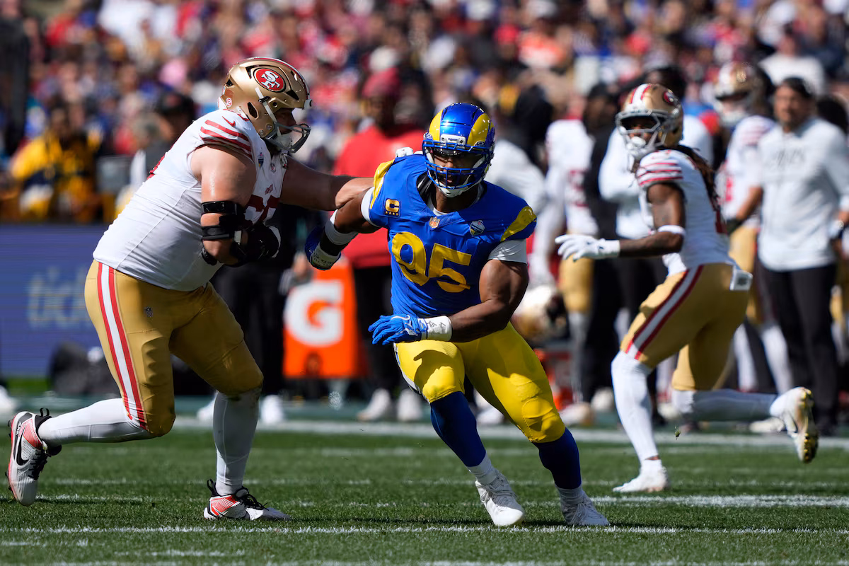 Sean McVay dit que l'ouverture de la saison des Rams a clairement montré que Myles Garrett avait besoin d'une opération au genou