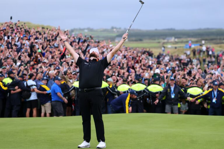Shane Lowry écrase le peloton à Doonbeg pour une victoire record de 11 coups à l'Irish Open