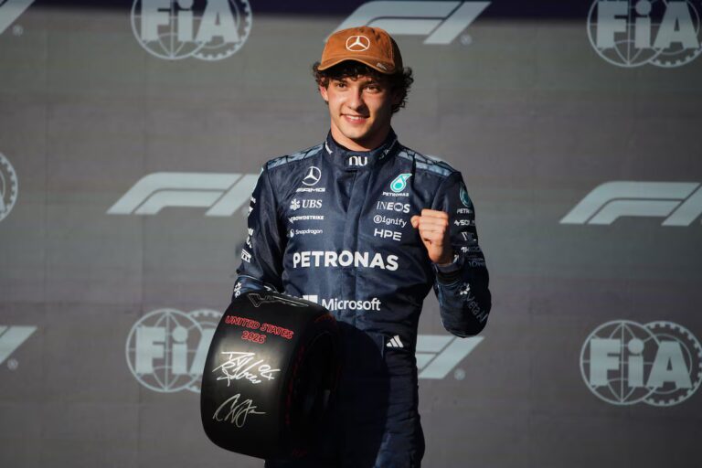 Antonelli de Mercedes remporte la pole surprise pour le Grand Prix des États-Unis alors qu'il vise le titre record de F1