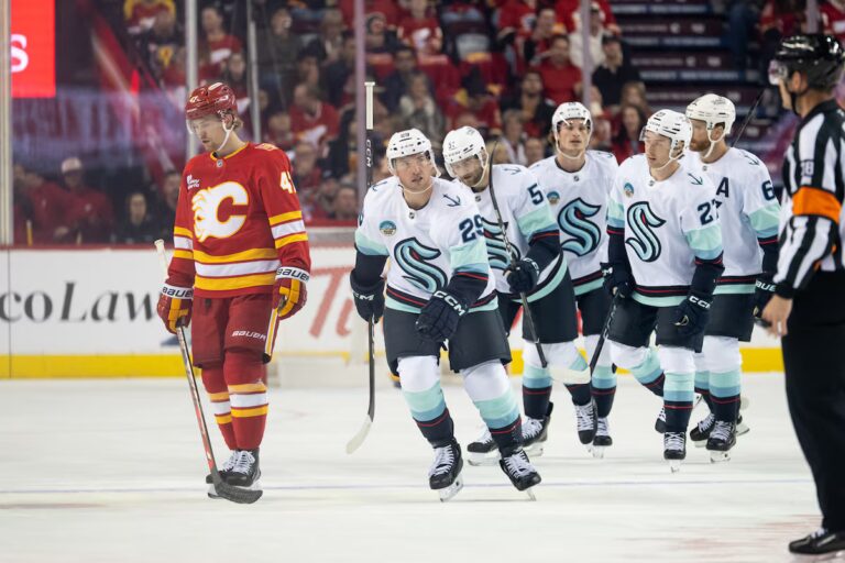 Kraken ouvre la saison avec une victoire 6-1 contre les Flames