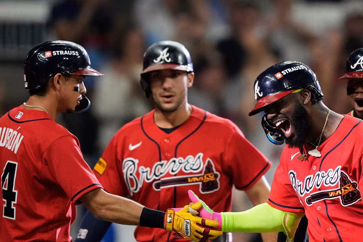 Les Braves ont battu les Phillies 6-2 pour remporter la série Wild Card