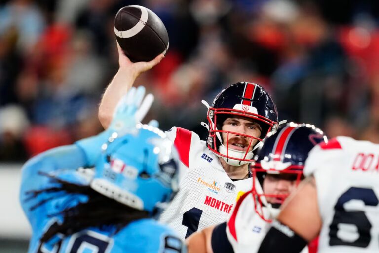 Les deux touchés de Crum en première demie mènent les Alouettes devant les Argonauts 33-16