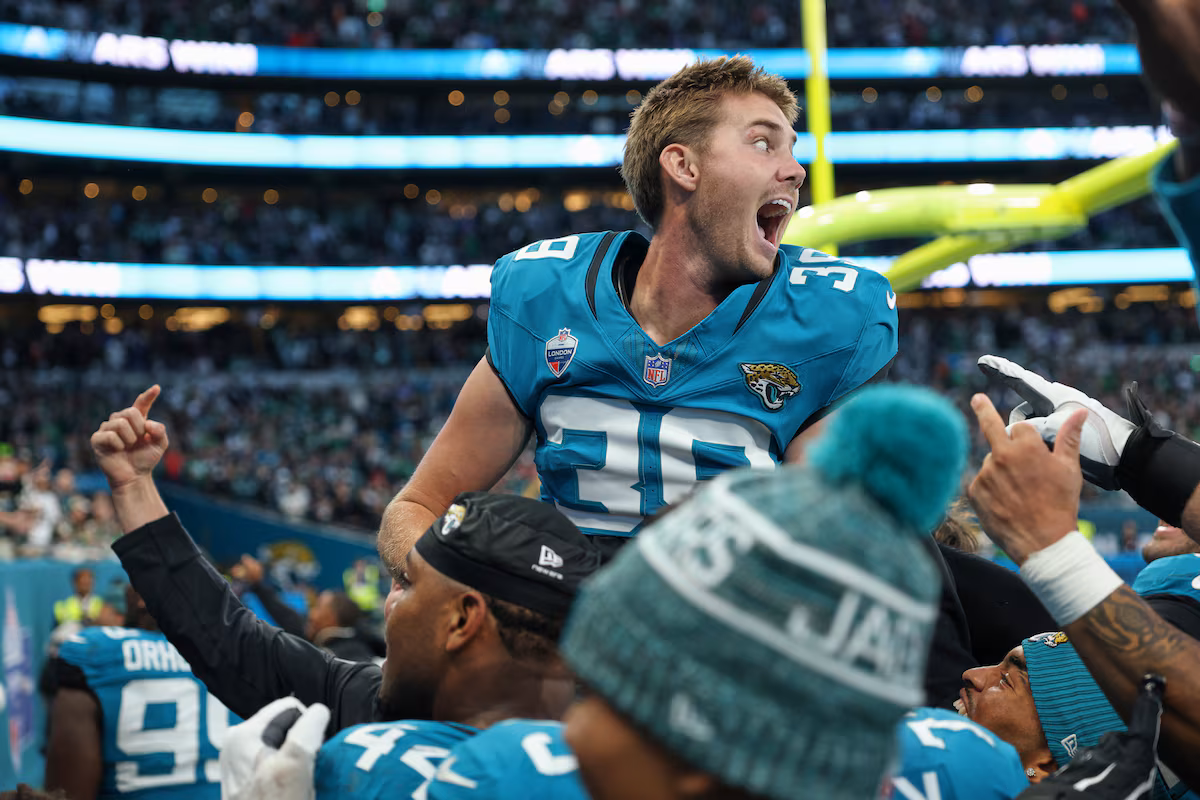 NFL Roundup: Little frappe un FG de 57 verges tard alors que les Jaguars devancent les Eagles à Londres