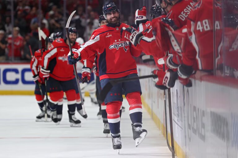 Tuch a deux buts et une passe alors que les Capitals battent les Canadiens 5-4