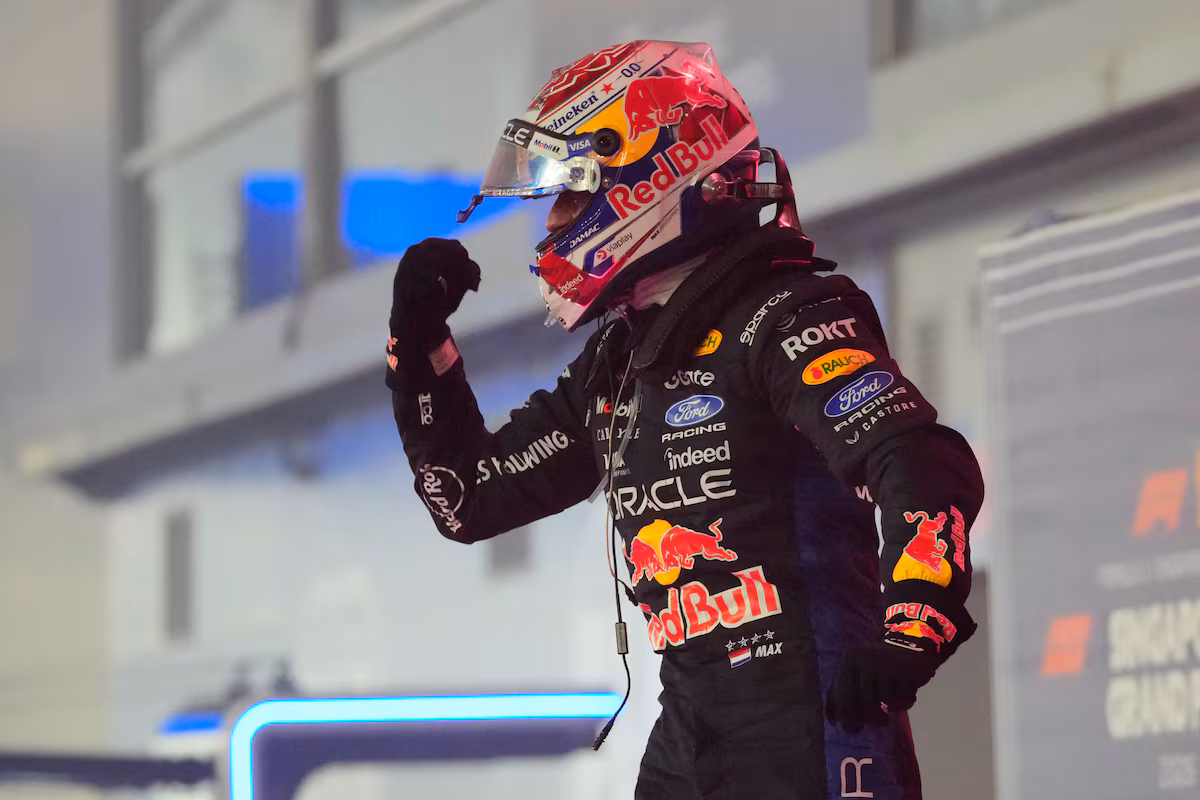 Verstappen remporte le Grand Prix de Singapour alors qu'Antonelli se rapproche du titre de F1